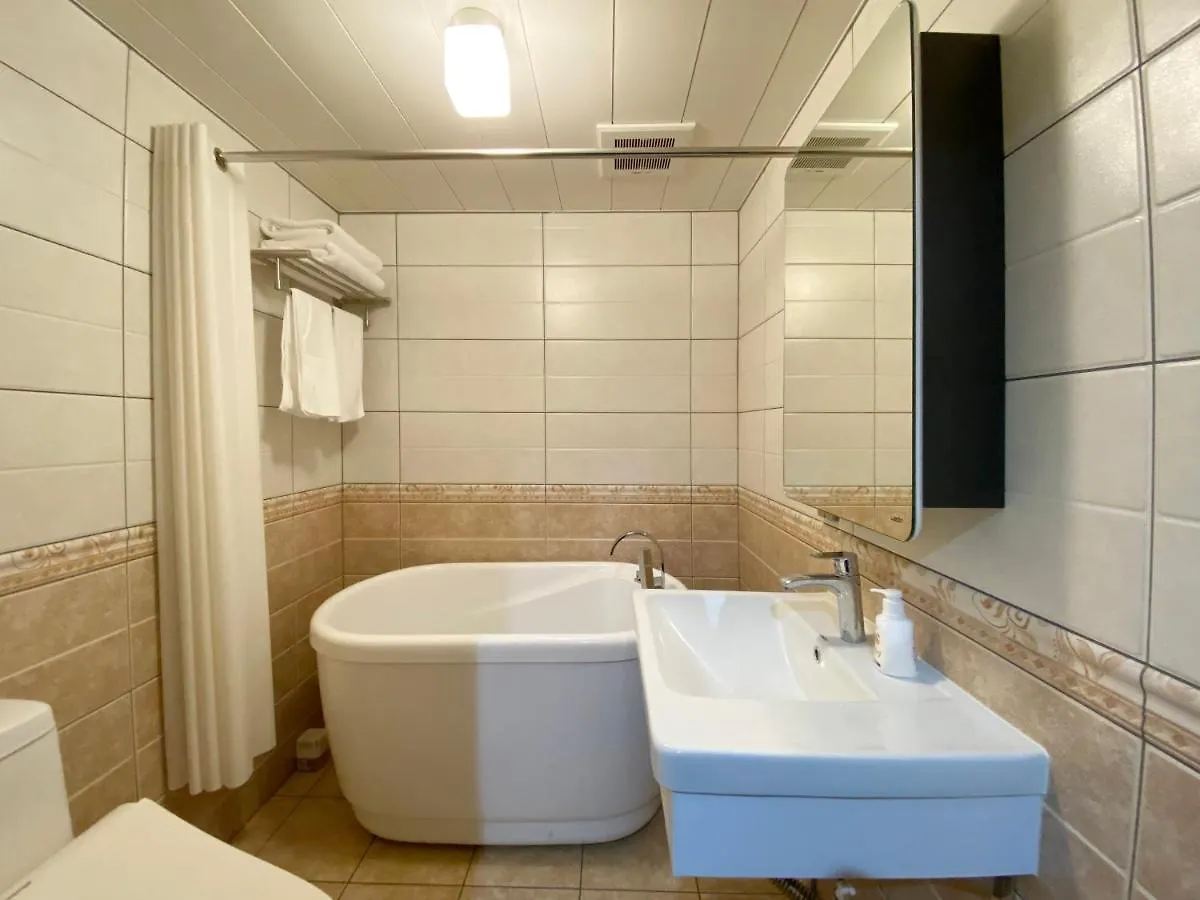 ביאיי Sirogane Free Harbour Hotel 2*,  יפן